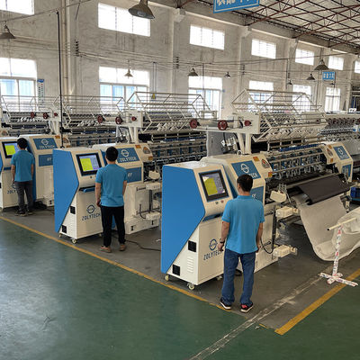 マットレス60-150m/H OEMのための高速コンピュータ化されたロックのステッチの多針キルトにする機械